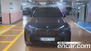 BMW X5 xDrive 40i M Sport 2025 года из Южной Кореи