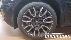 BMW X5 xDrive 40i M Sport 2025 года из Южной Кореи
