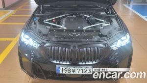 BMW X5 xDrive 40i M Sport 2025 года из Южной Кореи