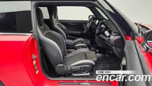 Mini Cooper JCW 2023 года из Южной Кореи