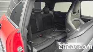 Mini Cooper JCW 2023 года из Южной Кореи