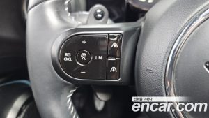 Mini Cooper JCW 2023 года из Южной Кореи