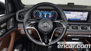 Mercedes-Benz GLS-Class GLS450 4MATIC 2025 года из Южной Кореи