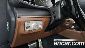 Mercedes-Benz GLS-Class GLS450 4MATIC 2025 года из Южной Кореи