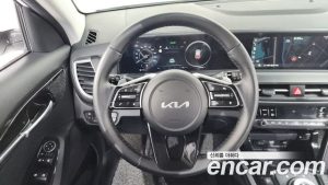 Kia Seltos Бензин 1.6 Turbo 2WD 2024 года из Южной Кореи