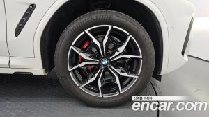 BMW X4 xDrive20i M Sport PRO 2023 года из Южной Кореи