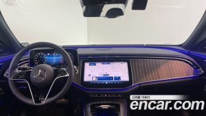 Mercedes-Benz E-Class E300 4MATIC Exclusive 2025 года из Южной Кореи