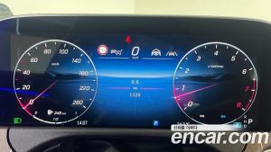 Mercedes-Benz E-Class E300 4MATIC Exclusive 2025 года из Южной Кореи