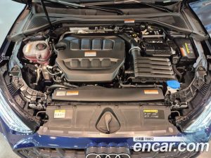 Audi A3 40 TFSI Premium 2025 года из Южной Кореи