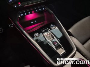 Audi A3 40 TFSI Premium 2025 года из Южной Кореи