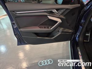 Audi A3 40 TFSI Premium 2025 года из Южной Кореи