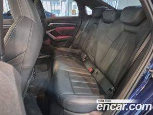 Audi A3 40 TFSI Premium 2025 года из Южной Кореи