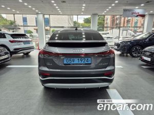 Audi Q4 e-tron 45 Premium Sportback 2025 года из Южной Кореи