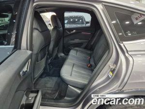 Audi Q4 e-tron 45 Premium Sportback 2025 года из Южной Кореи