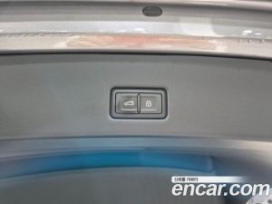 Audi Q4 e-tron 45 Premium Sportback 2025 года из Южной Кореи