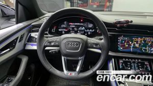 Audi Q8 55 TFSI 4WD Premium 2023 года из Южной Кореи