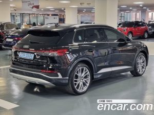 Audi Q4 e-tron 45 Premium 2025 года из Южной Кореи