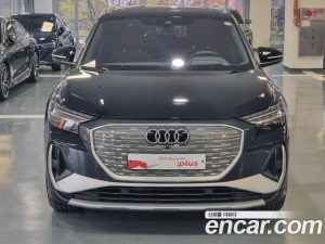 Audi Q4 e-tron 45 Premium 2025 года из Южной Кореи