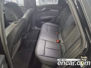 Audi Q4 e-tron 45 Premium 2025 года из Южной Кореи