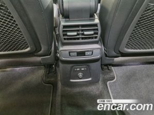 Audi Q4 e-tron 45 Premium 2025 года из Южной Кореи