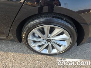 Genesis G70 Бензин 2.5T 4WD 2025 года из Южной Кореи