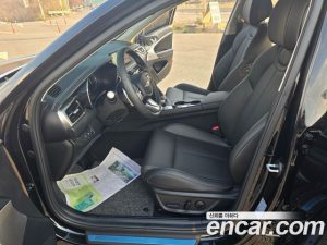 Genesis G70 Бензин 2.5T 4WD 2025 года из Южной Кореи