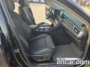 Genesis G70 Бензин 2.5T 4WD 2025 года из Южной Кореи