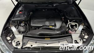 Mercedes-Benz E-Class E350 4MATIC Exclusive 2023 года из Южной Кореи