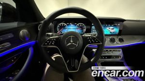 Mercedes-Benz E-Class E350 4MATIC Exclusive 2023 года из Южной Кореи