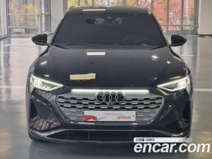 Audi Q8 e-tron 55 4WD Sportback 2024 года из Южной Кореи