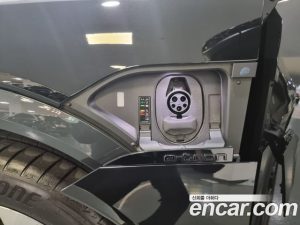 Audi Q8 e-tron 55 4WD Sportback 2024 года из Южной Кореи