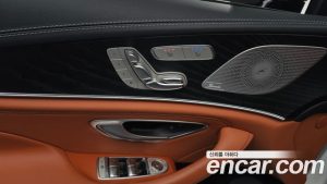 Mercedes-Benz CLS-Class CLS300d AMG Line 2023 года из Южной Кореи