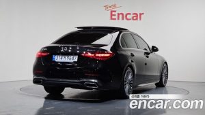 Mercedes-Benz C-Class C300 4MATIC AMG Line 2023 года из Южной Кореи