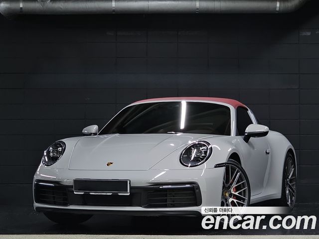 Porsche 911 TARGA 4S 2024 года из Кореи