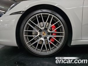 Porsche 911 TARGA 4S 2024 года из Южной Кореи