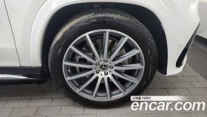 Mercedes-Benz GLS-Class GLS450 4MATIC 2025 года из Южной Кореи