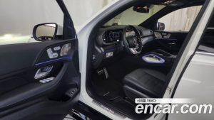 Mercedes-Benz GLS-Class GLS450 4MATIC 2025 года из Южной Кореи