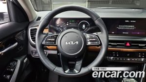 Kia Seltos Бензин 1.6 Turbo 2WD 2024 года из Южной Кореи
