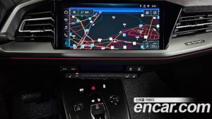 Audi Q4 e-tron 45 Premium 2025 года из Южной Кореи