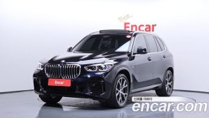 BMW X5 xDrive 40i M Sport 2023 года из Южной Кореи
