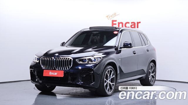BMW X5 xDrive 40i M Sport 2023 года из Кореи