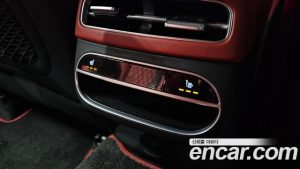 Genesis GV70 2.5T Бензин AWD 2024 года из Южной Кореи