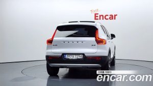 Volvo XC40 B4 ULTIMATE Bright 2023 года из Южной Кореи