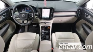 Volvo XC40 B4 ULTIMATE Bright 2023 года из Южной Кореи
