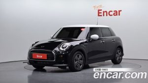 Mini Cooper 5Door CLASSIC 2023 года из Южной Кореи