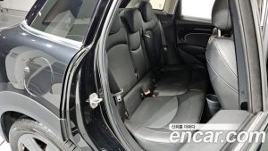 Mini Cooper 5Door CLASSIC 2023 года из Южной Кореи