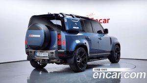 Land Rover Defender 110 P300 X- SE 2023 года из Южной Кореи