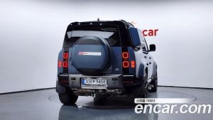 Land Rover Defender 110 P300 X- SE 2023 года из Южной Кореи