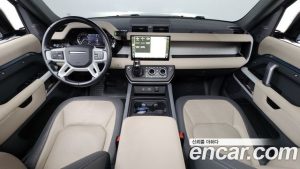 Land Rover Defender 110 P300 X- SE 2023 года из Южной Кореи
