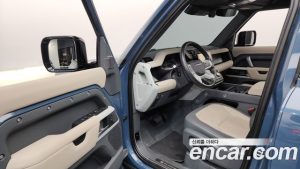 Land Rover Defender 110 P300 X- SE 2023 года из Южной Кореи